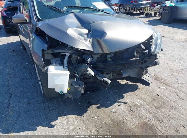 3N1AB7AP6HY231332 2017 NISSAN SENTRA Серый Вид спереди