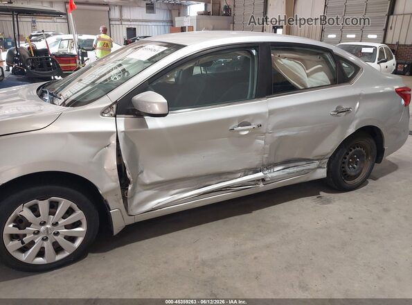3N1AB7AP6HY276688 2017 NISSAN SENTRA Серый Вид спереди