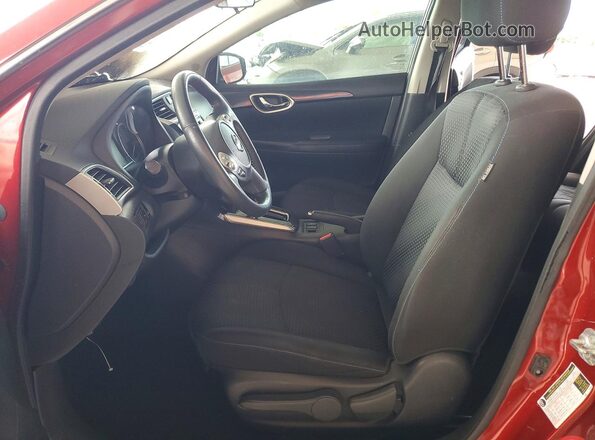 3N1AB7AP6JY217632 2018 NISSAN SENTRA Красный Вид салона спереди