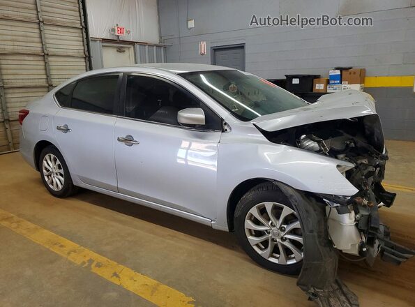 3N1AB7AP6JY252283 2018 NISSAN SENTRA Silver Front right