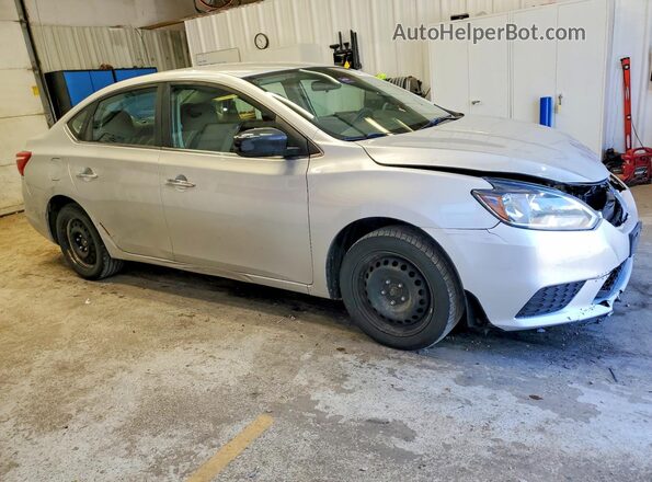 3N1AB7AP6JY283310 2018 NISSAN SENTRA Silver Przód prawy