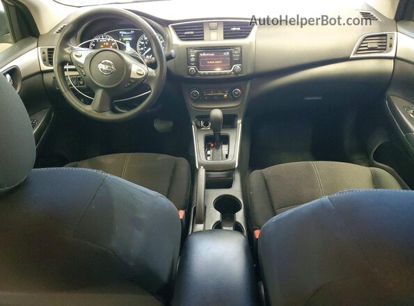 3N1AB7AP6JY283310 2018 NISSAN SENTRA Silver Widok deski rozdzielczej