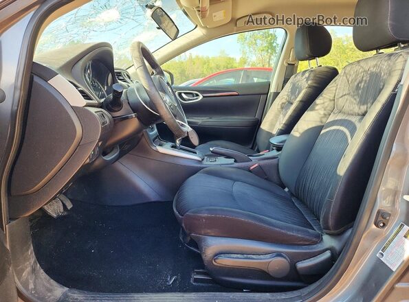 3N1AB7AP6KY225540 2019 NISSAN SENTRA Gray Widok wnętrza z przodu