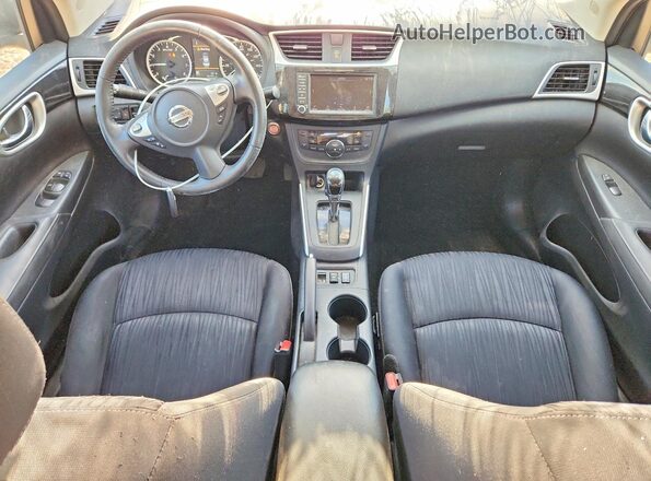 3N1AB7AP6KY225540 2019 NISSAN SENTRA Gray Widok deski rozdzielczej