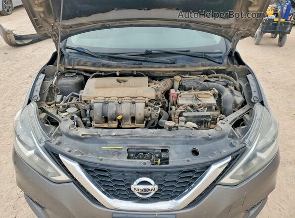 3N1AB7AP6KY326013 2019 NISSAN SENTRA Gray Rear interior view