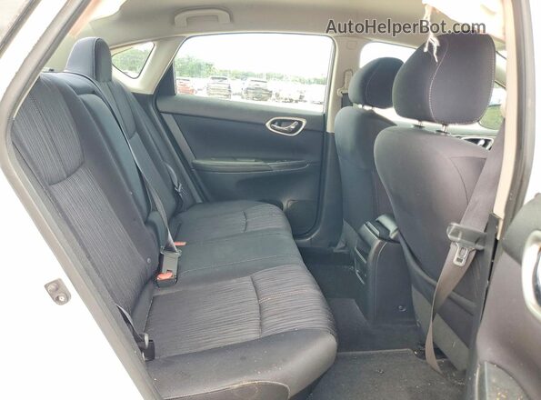 3N1AB7AP7GL658756 2016 NISSAN SENTRA White Rear seats view