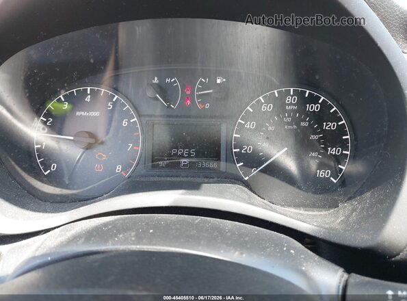 3N1AB7AP7GY230379 2016 NISSAN SENTRA Gray Rear seats view