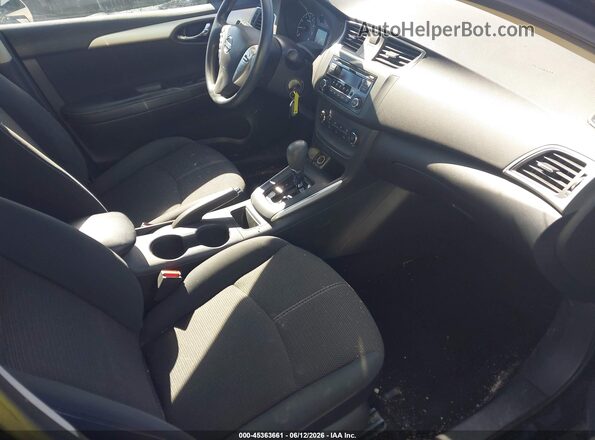 3N1AB7AP7HL666406 2017 NISSAN SENTRA Черный Вид салона спереди