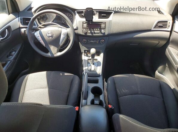 3N1AB7AP7HY208769 2017 NISSAN SENTRA Серый Вид панели приборов