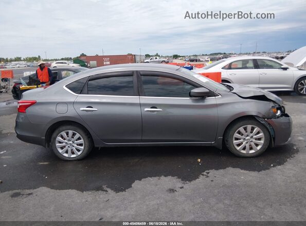 3N1AB7AP7HY288672 2017 NISSAN SENTRA Gray Rear interior view