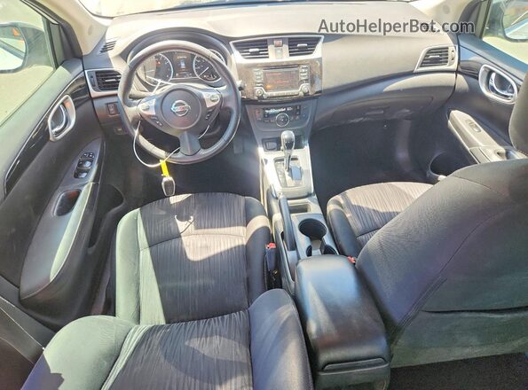 3N1AB7AP7JL635582 2018 NISSAN SENTRA Белый Вид панели приборов