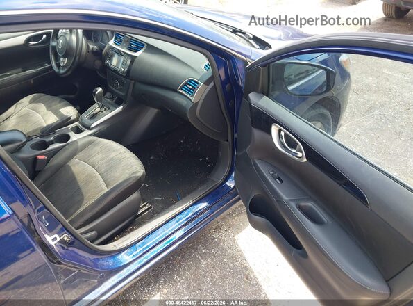 3N1AB7AP7JL639874 2018 NISSAN SENTRA Blue Вид салону спереду