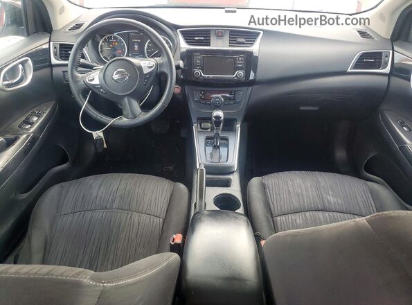 3N1AB7AP7JL649174 2018 NISSAN SENTRA Красный Вид панели приборов