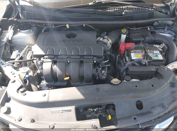 3N1AB7AP7JY277029 2018 NISSAN SENTRA Silver Rear view