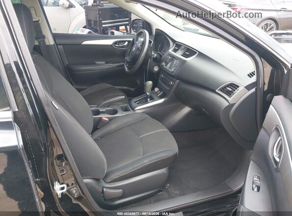 3N1AB7AP7JY279086 2018 NISSAN SENTRA Black Вид салону спереду