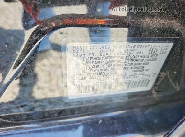 3N1AB7AP7JY339285 2018 NISSAN SENTRA Black ძრავის განყოფილების ხედი
