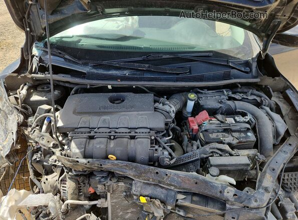 3N1AB7AP7KY215518 2019 NISSAN SENTRA Black Rear interior view
