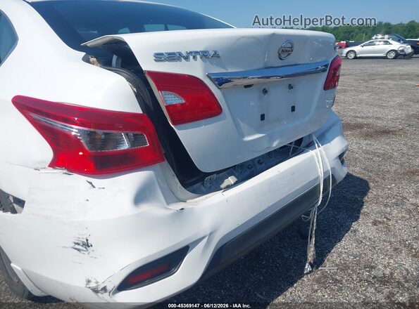 3N1AB7AP8HY239495 2017 NISSAN SENTRA Белый Вид спереди