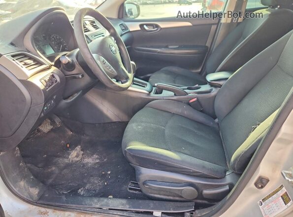 3N1AB7AP8HY324076 2017 NISSAN SENTRA Silver Вид салону спереду