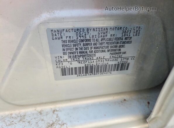3N1AB7AP8HY324076 2017 NISSAN SENTRA Silver Вид підкапотного простору
