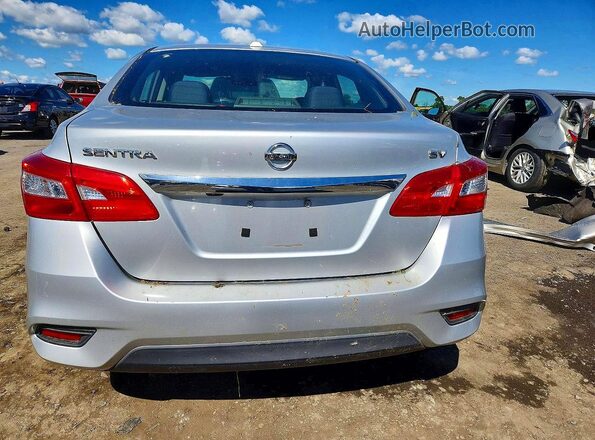 3N1AB7AP8HY351021 2017 NISSAN SENTRA Silver Widok z tyłu