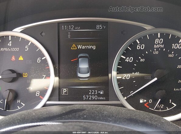 3N1AB7AP8JY209824 2018 NISSAN SENTRA White Widok tylnych siedzeń