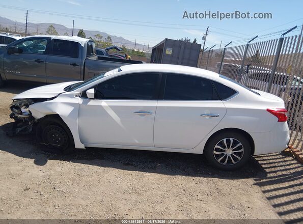 3N1AB7AP8JY209824 2018 NISSAN SENTRA White Widok wnętrza 360 stopni