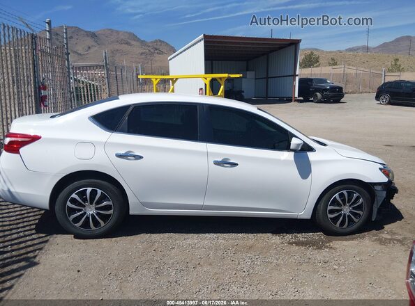 3N1AB7AP8JY209824 2018 NISSAN SENTRA White Widok wnętrza z tyłu