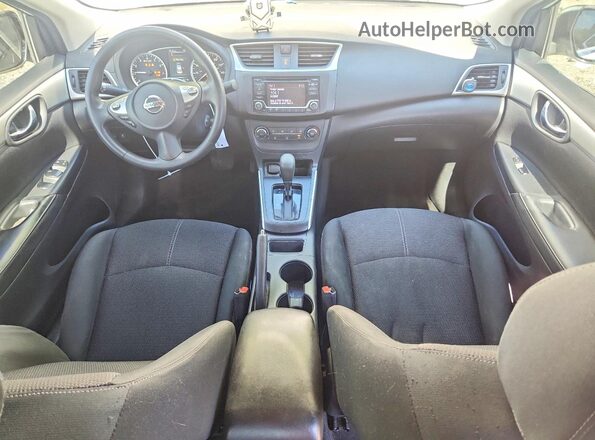 3N1AB7AP8JY315061 2018 NISSAN SENTRA White Vista del salpicadero
