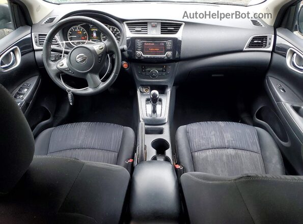 3N1AB7AP8JY341983 2018 NISSAN SENTRA Черный Вид панели приборов