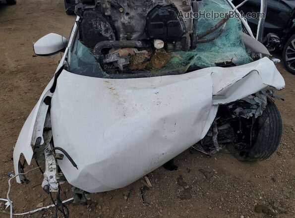 3N1AB7AP8KY202034 2019 NISSAN SENTRA Белый Вид задней части салона