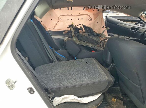 3N1AB7AP8KY202034 2019 NISSAN SENTRA Белый Вид задних сидений