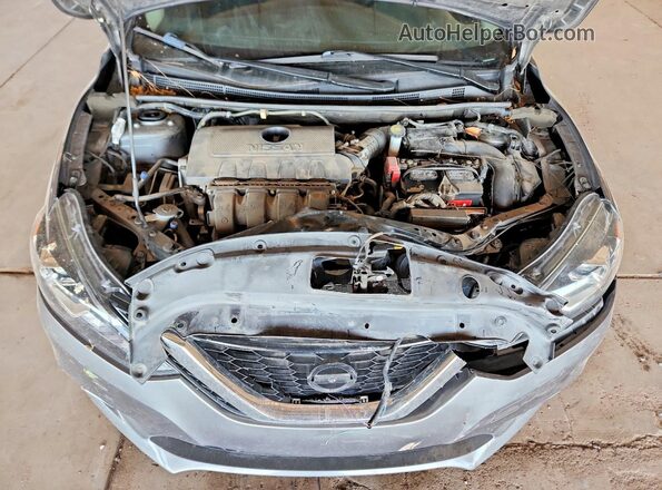 3N1AB7AP8KY216774 2019 NISSAN SENTRA Gray Widok wnętrza z tyłu