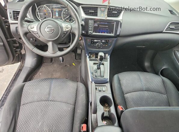 3N1AB7AP8KY319743 2019 NISSAN SENTRA Black Dashboard view