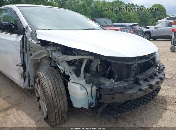 3N1AB7AP8KY442247 2019 NISSAN SENTRA White Front view