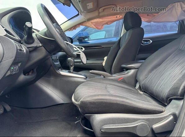 3N1AB7AP9HY220356 2017 NISSAN SENTRA Silver Widok tylnych siedzeń