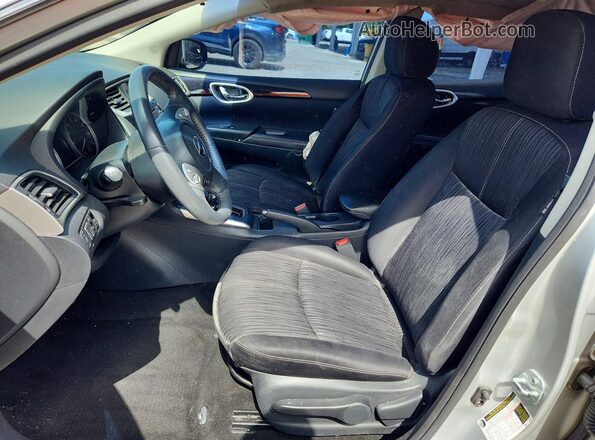 3N1AB7AP9HY220356 2017 NISSAN SENTRA Silver Widok wnętrza z przodu
