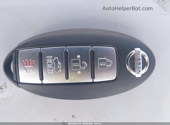 3N1AB7AP9HY257648 2017 NISSAN SENTRA Black Widok deski rozdzielczej