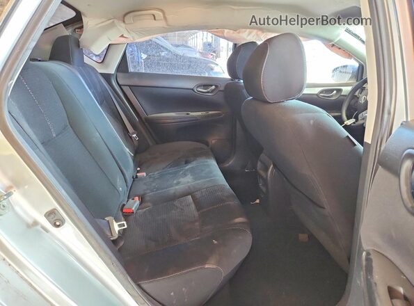 3N1AB7AP9HY292352 2017 NISSAN SENTRA Silver Widok tylnych siedzeń