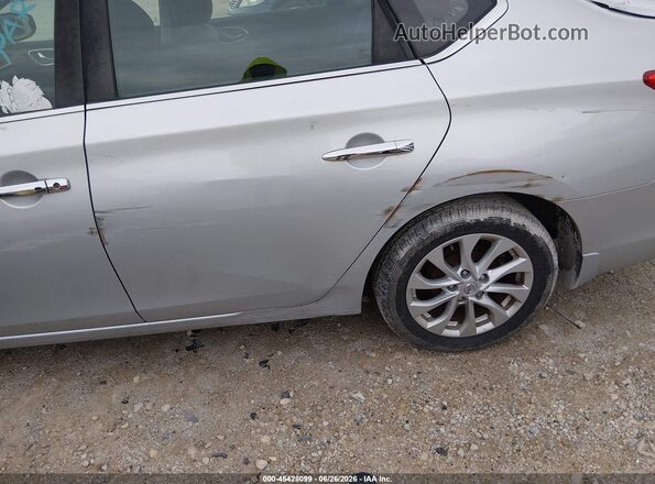 3N1AB7AP9HY305939 2017 NISSAN SENTRA Серебряный Вид задней части салона