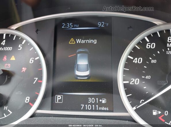 3N1AB7AP9HY337385 2017 NISSAN SENTRA Blue Vista de los asientos traseros