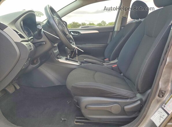 3N1AB7AP9JY201876 2018 NISSAN SENTRA Gray Vista interior delantera