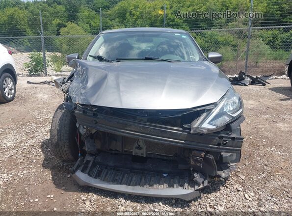 3N1AB7AP9JY220914 2018 NISSAN SENTRA Gray Widok zestawu wskaźników