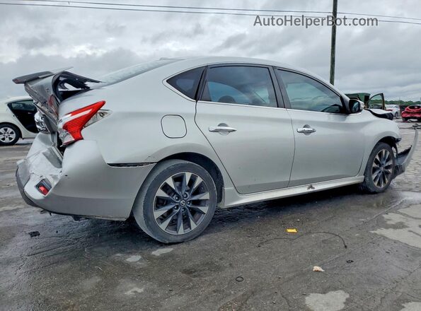 3N1AB7AP9JY250883 2018 NISSAN SENTRA Silver Rear right