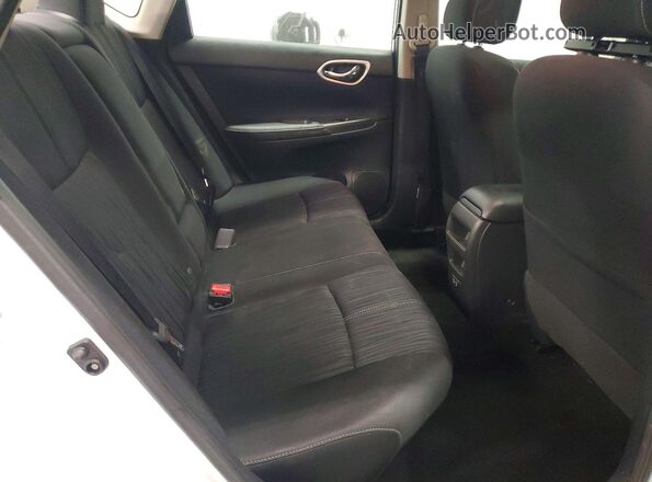 3N1AB7AP9JY254030 2018 NISSAN SENTRA White Вид задніх сидінь