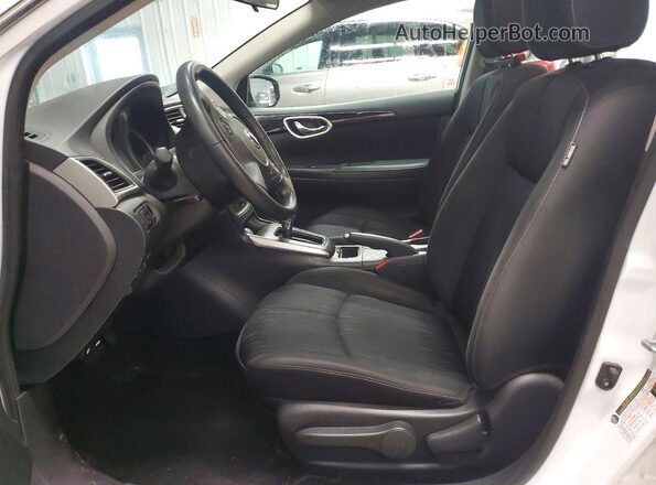 3N1AB7AP9JY254030 2018 NISSAN SENTRA White Вид салону спереду