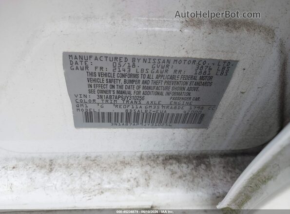 3N1AB7AP9JY310256 2018 NISSAN SENTRA White Widok komory silnika