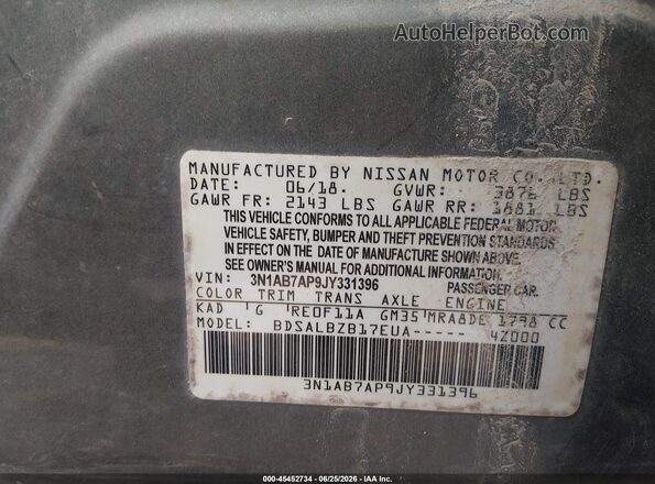 3N1AB7AP9JY331396 2018 NISSAN SENTRA Gray Vista del compartimento del motor