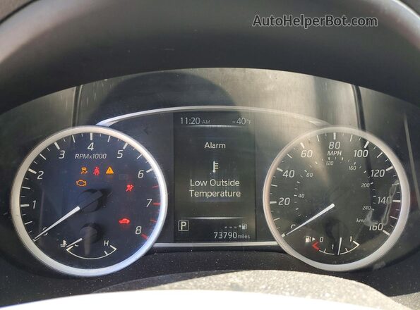 3N1AB7AP9JY338252 2018 NISSAN SENTRA White 