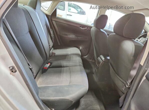 3N1AB7AP9KY358857 2019 NISSAN SENTRA Silver Vista de los asientos traseros